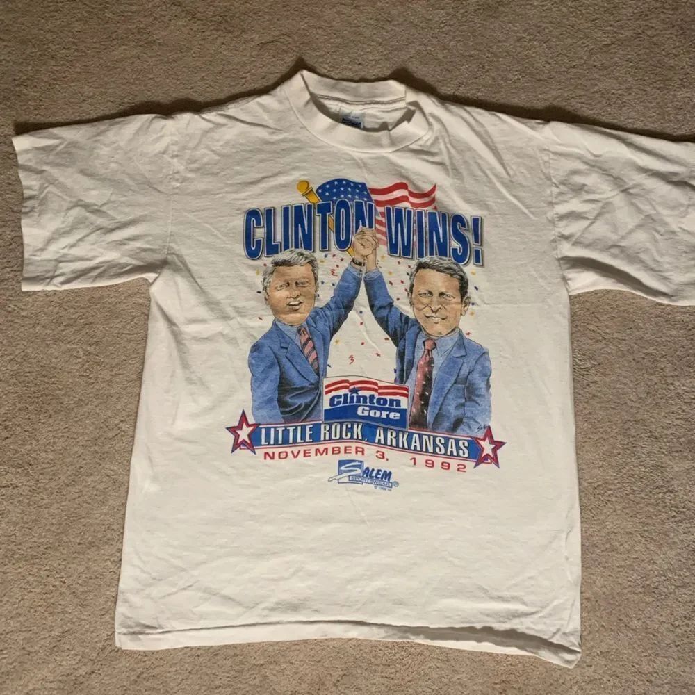 Vintage 1992 “Clinton/Gore Win” Salem Sportwear Cotton Tshirt